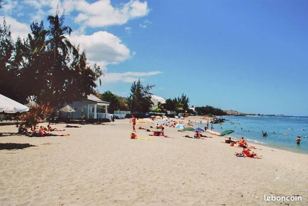 Appartement La Marine Saint-Leu Luaran gambar